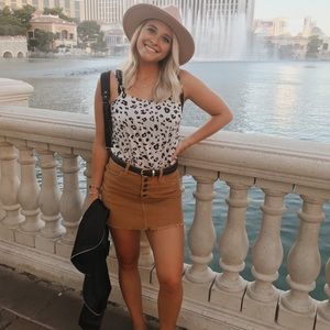 Meet your Posher, Jenna